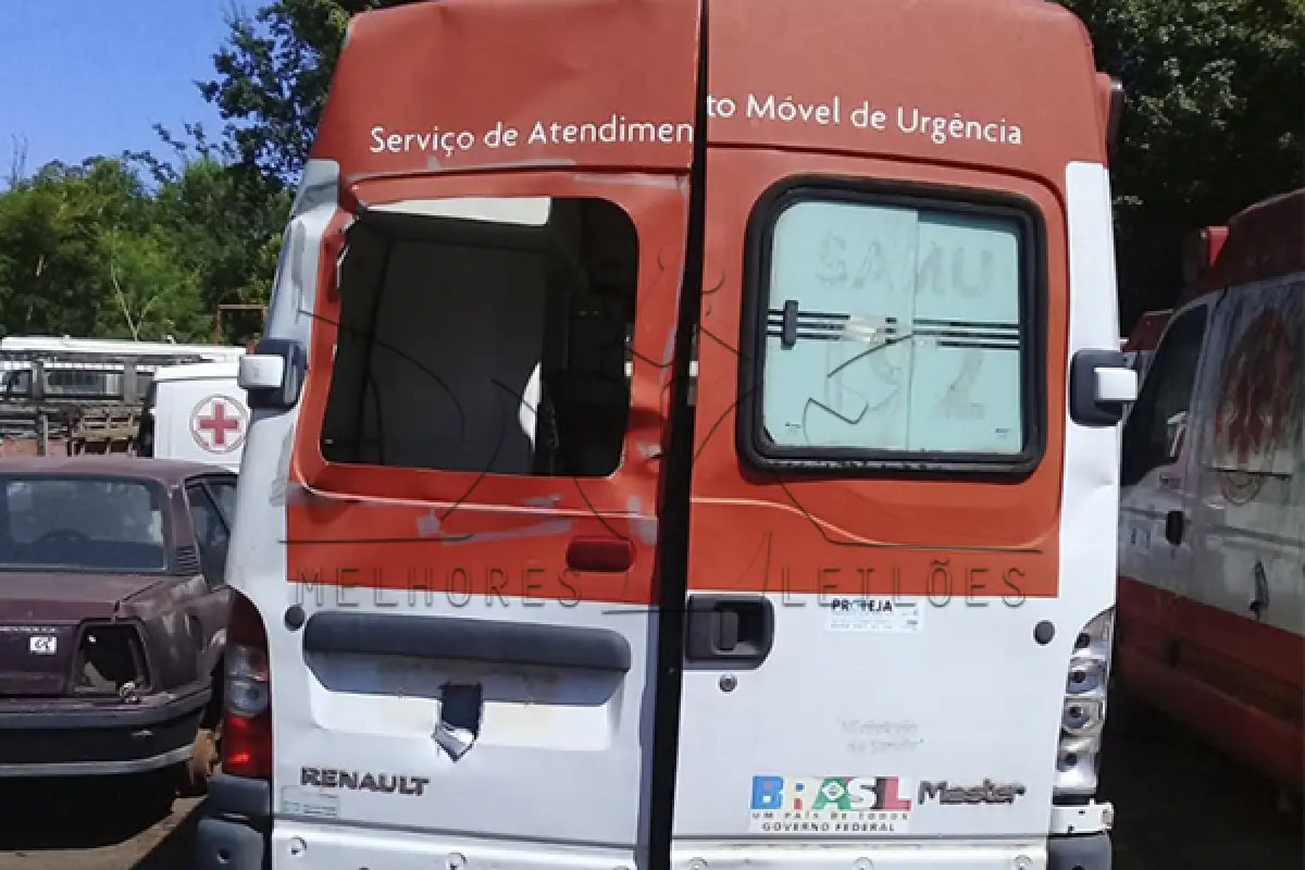 LOTE 047 - SUCATA - RENAULT MASTER ROTANAMB - OQM-9588 - A92 - 2010 2011