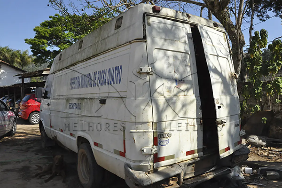 LOTE 004 - IVECOFIAT DAILY4912 VAN1 - PLACA HMN 1636 - ANO 2004 2004