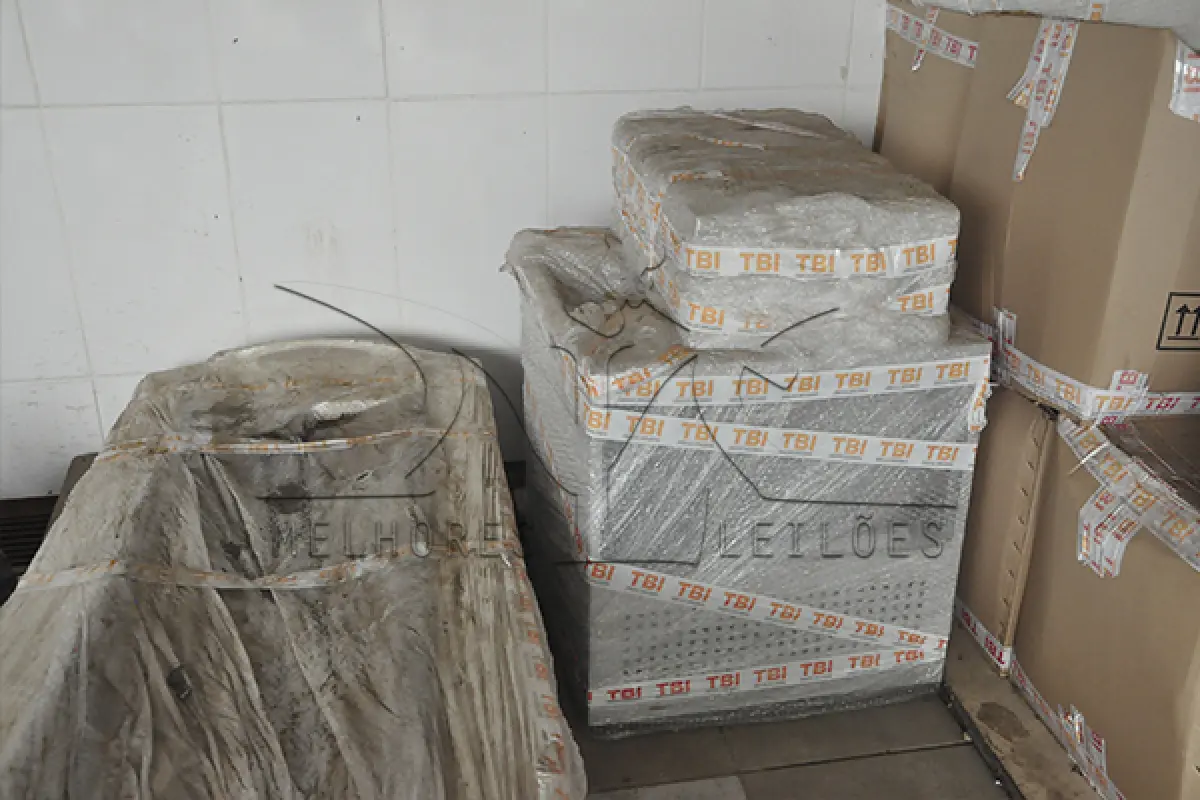 LOTE 009 - TOMOGRAFO COMPUTADORIZADA SIEMENS