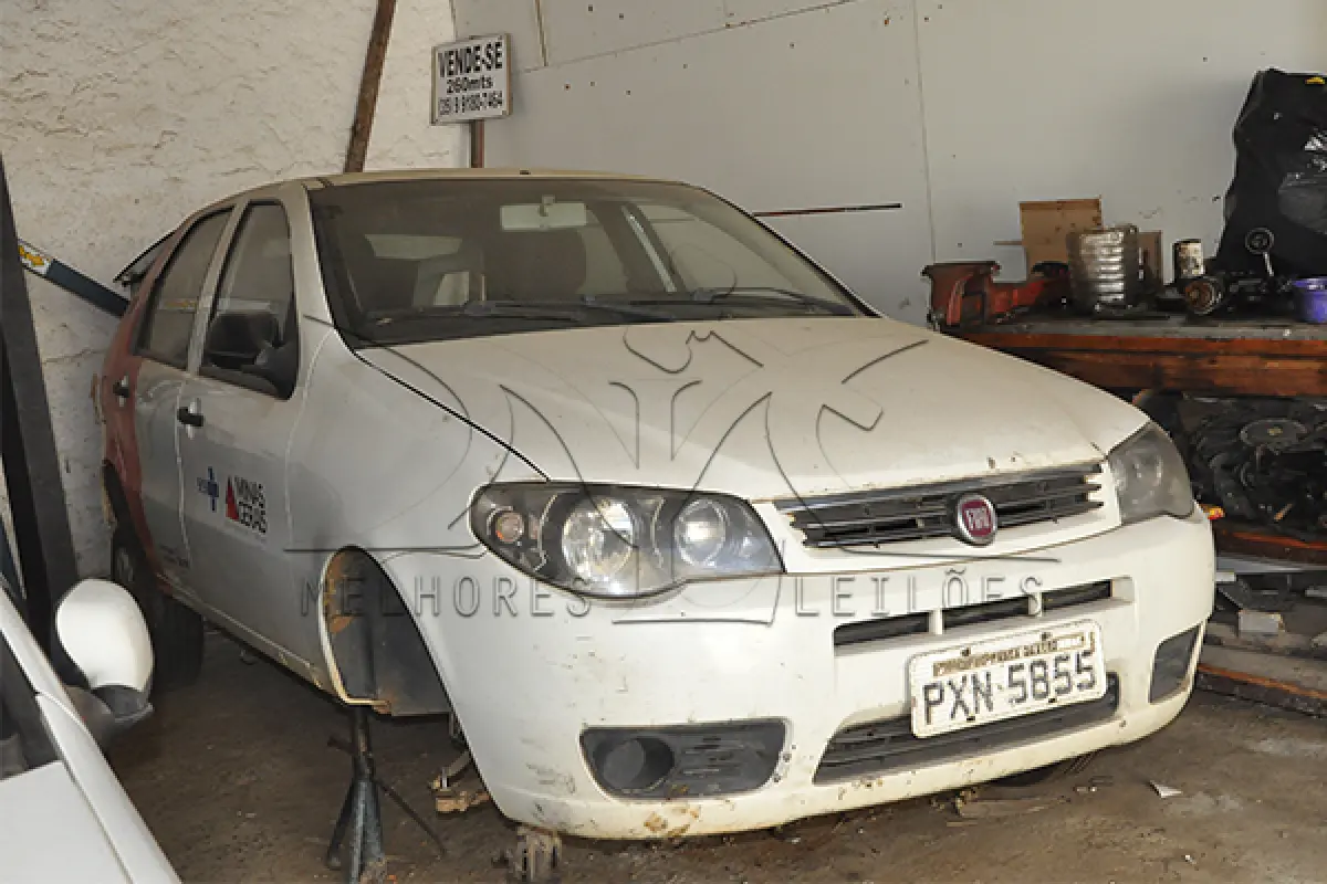 LOTE 009 - FIAT PALIO FIRE - PLACA PXN 5855 - ANO 2015 2016