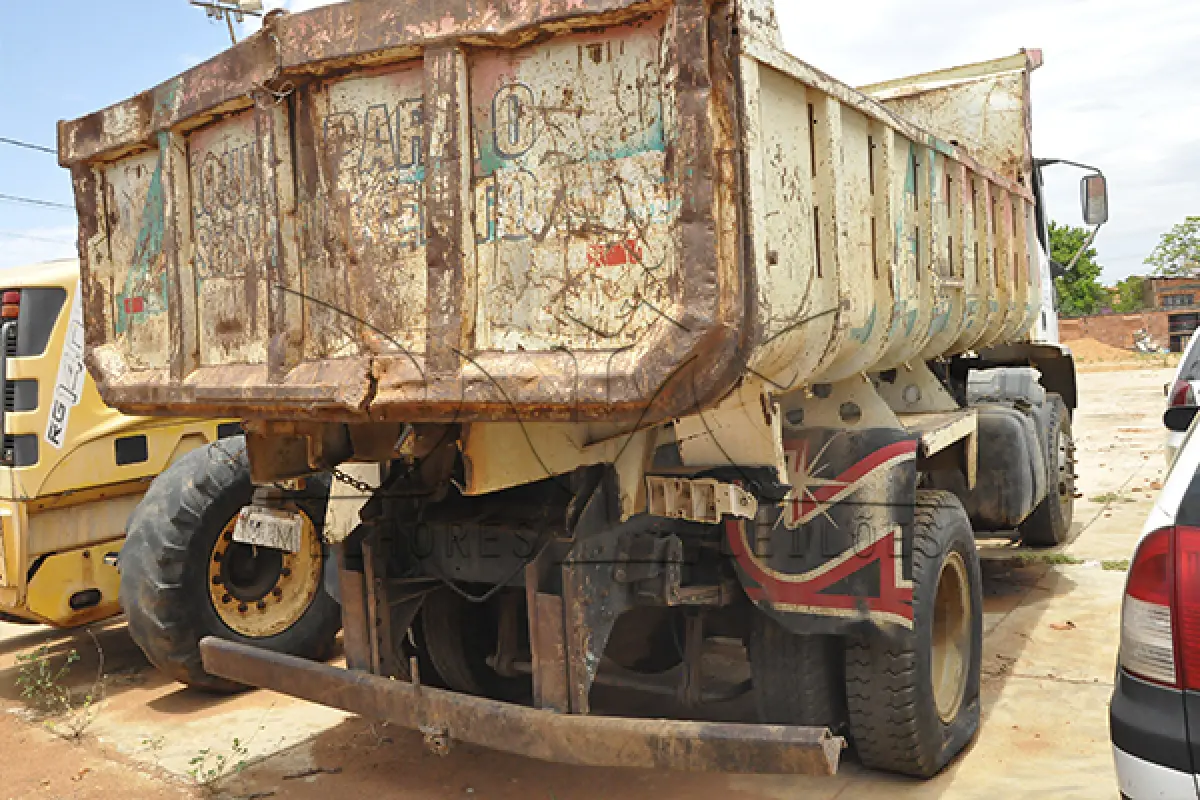 LOTE 014 - IVECO ECTECTOR  170E22 - PLACA HMH-0216 - ANO 2006 2007