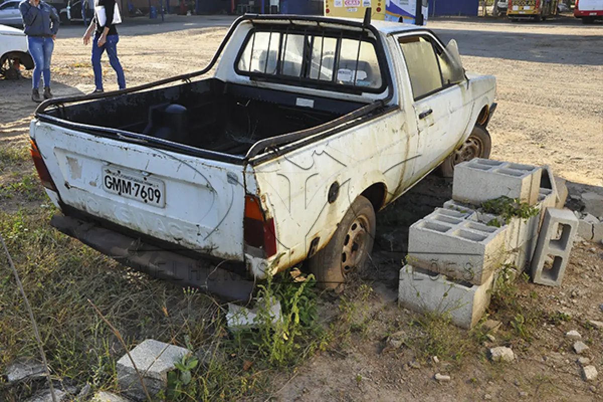 LOTE 009 - VW SAVEIRO CL - PLACA GMM 7609 - ANO 1996 1996