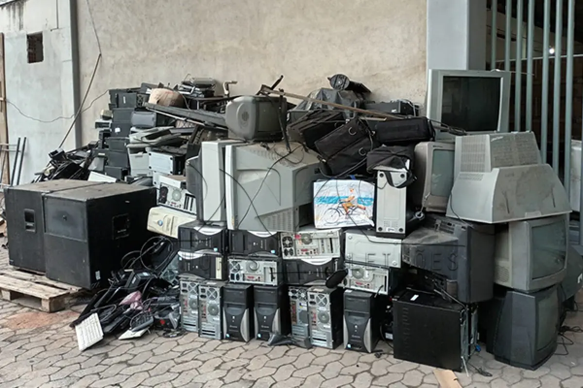 LOTE 011 - SUCATA - DERIVADO INFORMATICA