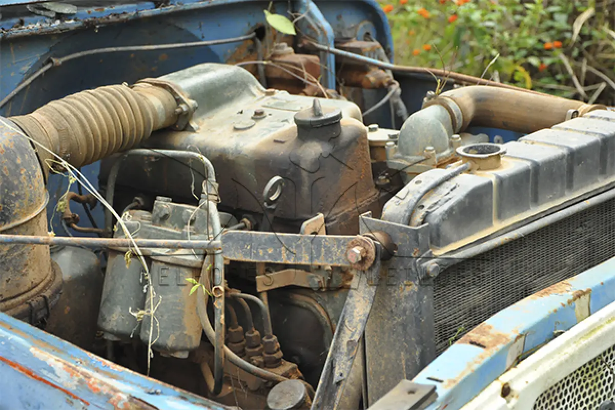 LOTE 013 - SUCATA - TOYOTA BANDEIRANTES - PLACA GXA-0117 - ANO 1979 1979