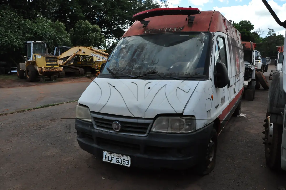 LOTE 046 - SUCATA - FIAT DUCATO MC ROTANAMB	- HLF-6363 - 2010 2011