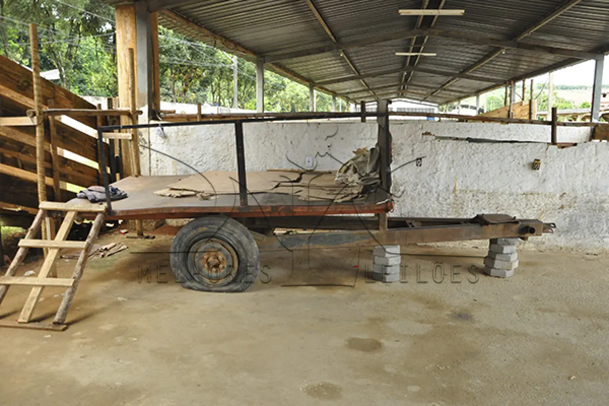 LOTE 009 - SUCATA - CARRETA AGRICOLA - ABERTA