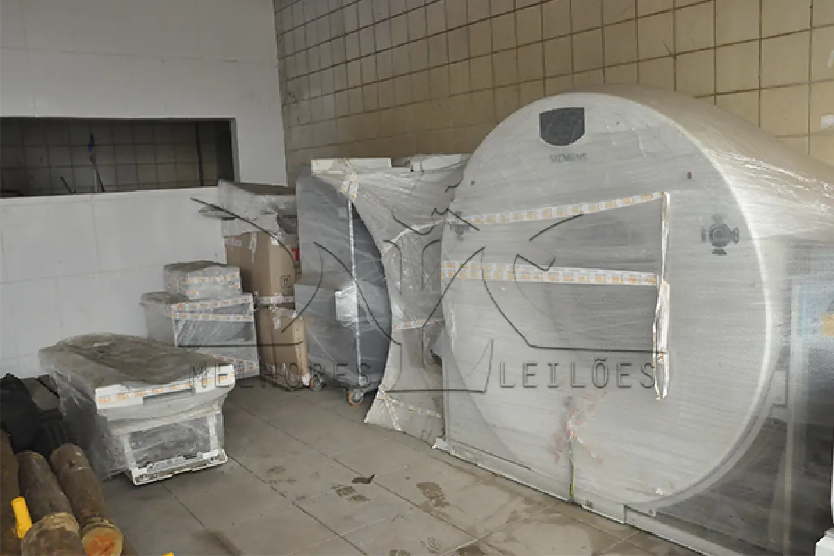 LOTE 009 - TOMOGRAFO COMPUTADORIZADA SIEMENS