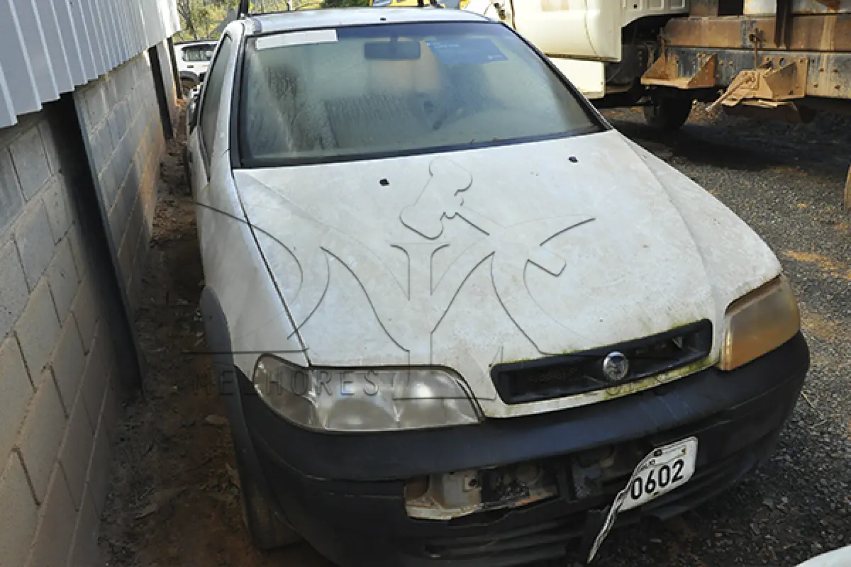 LOTE 016 - FIAT STRADA FIRE - PLACA HMN0602 - ANO 2003 2004