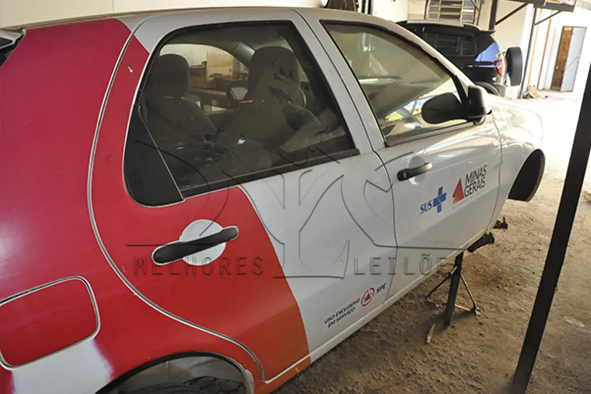 LOTE 009 - FIAT PALIO FIRE - PLACA PXN 5855 - ANO 2015 2016