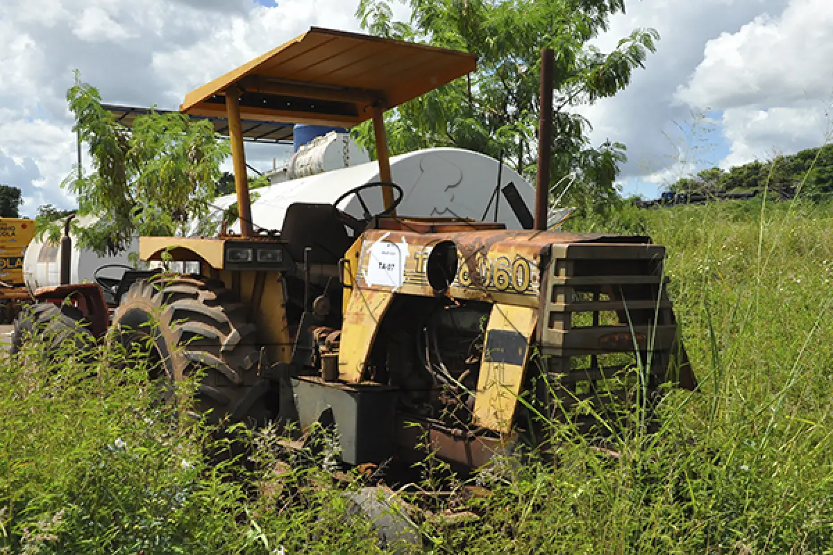 LOTE 051 - TRATOR AGRICOLA C.B.T. 8060	- 1991 - TA07