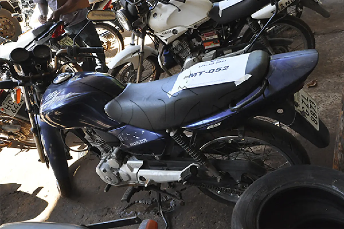 LOTE 021 - Honda CG 125 TITAN ES - 2003 2003 - Azul	- GZL-8873