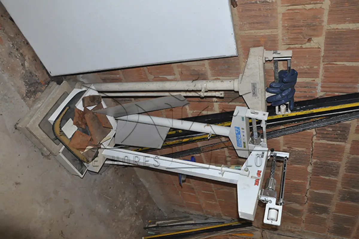 LOTE 007 - SUCATA - DERIVADO DA SAÚDE - EQUIPAMENTOS