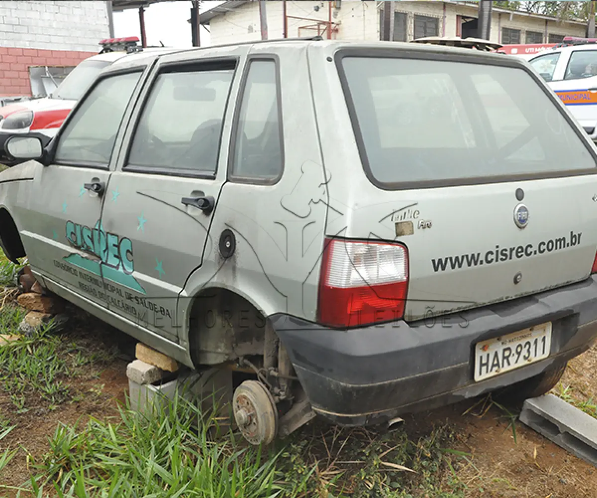 LOTE 001 - FIAT UNO MILLE FIRE FLEX -PLACA HAR9311 -ANO 2006 2007 -COR VERDE