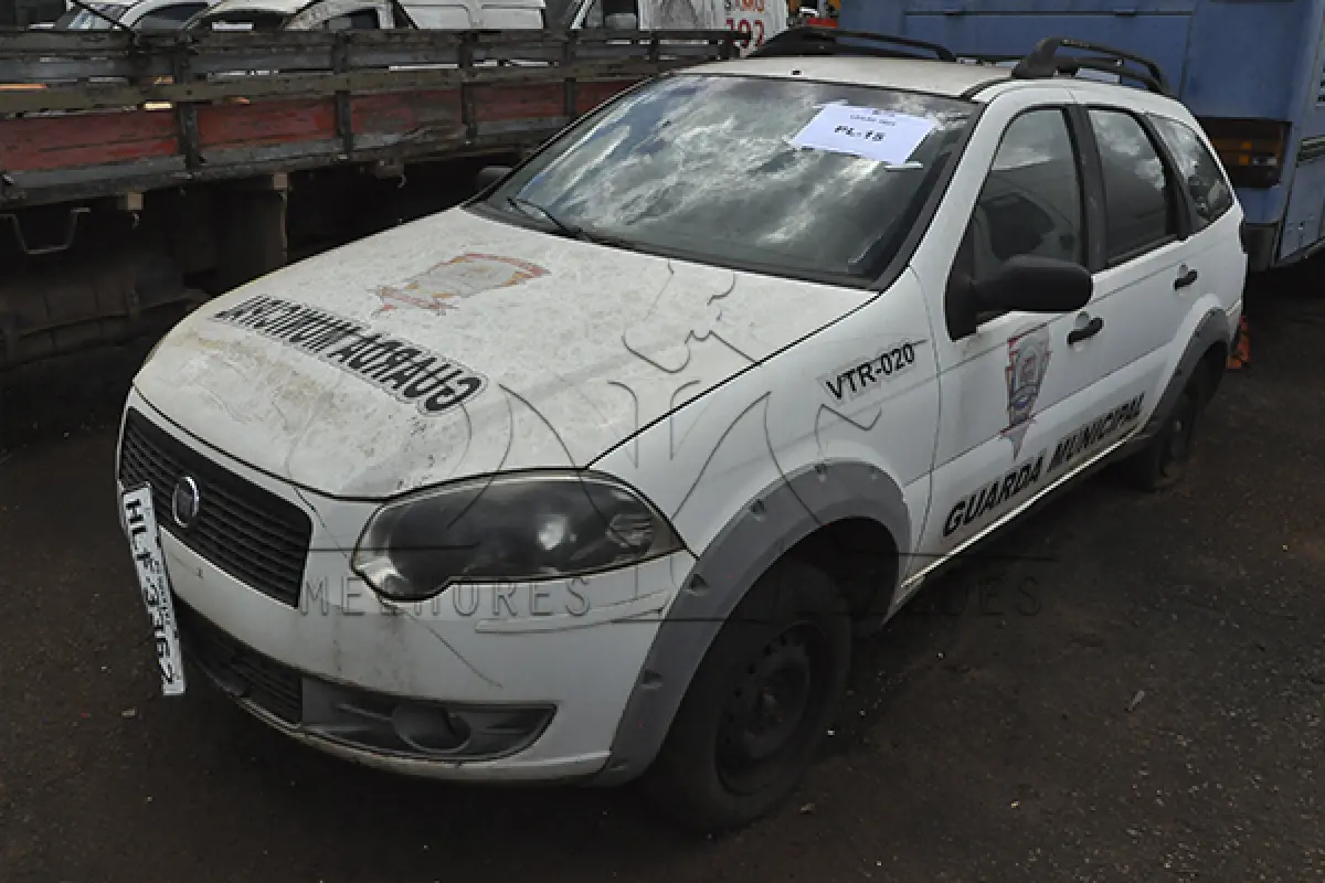 LOTE 039 - Fiat Palio WEEK TREKKING	- 2010 2010	 - Branca -HLF-3362