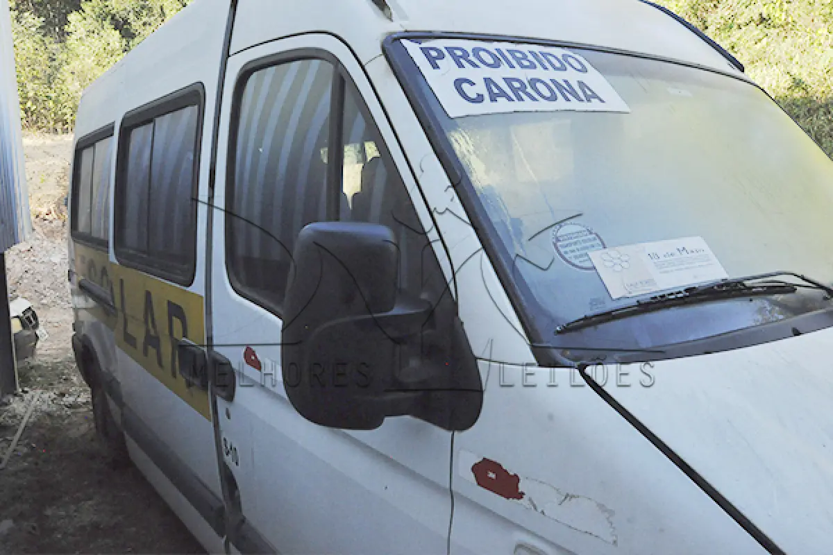 LOTE 008 - RENAULT MASTER BUS16 DCI - PLACA HLF7081 - ANO 2011 2012