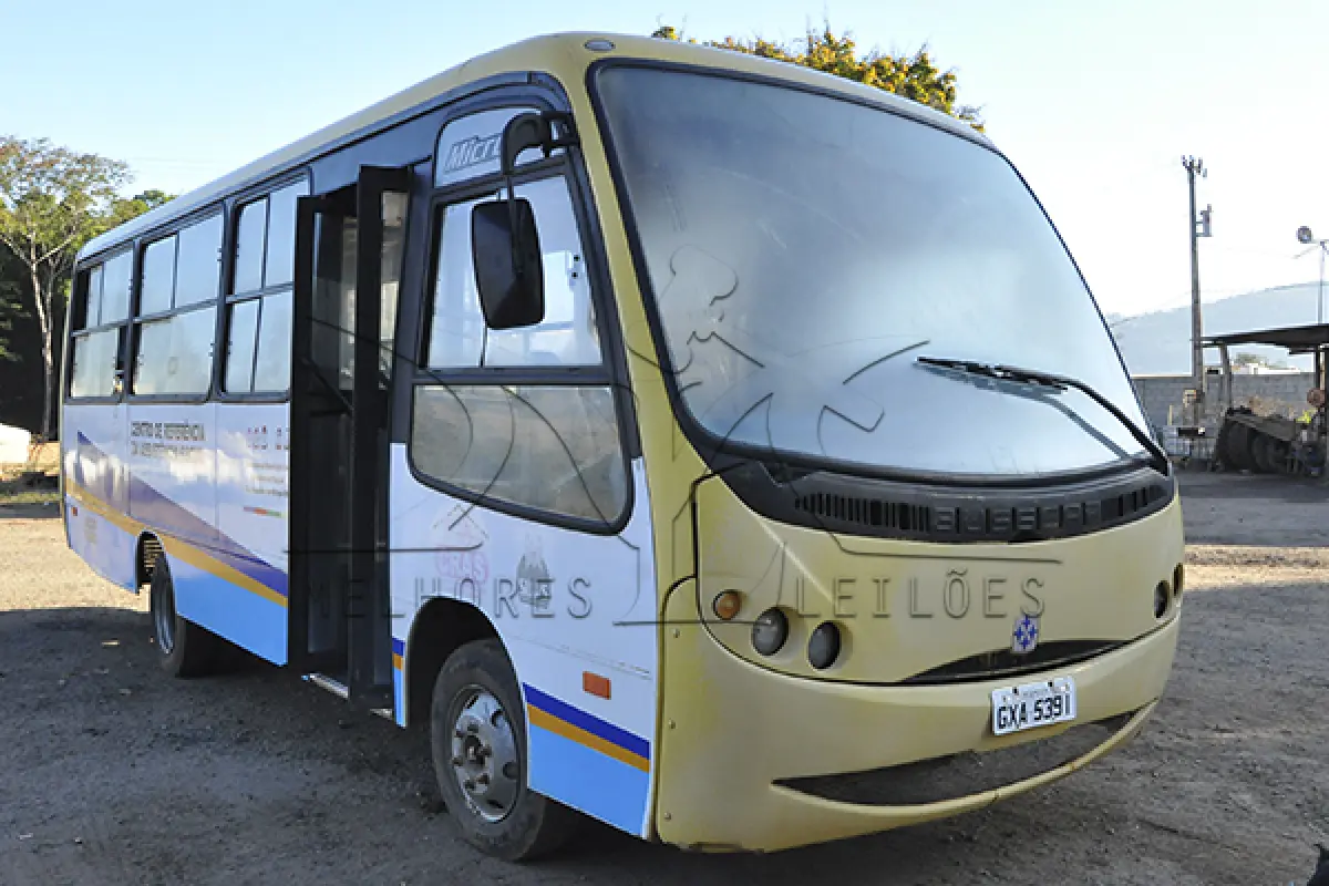 LOTE 004 - VOLKS BUSSCAR MICRUSS - PLACA GXA 5391 - ANO 2001 2001