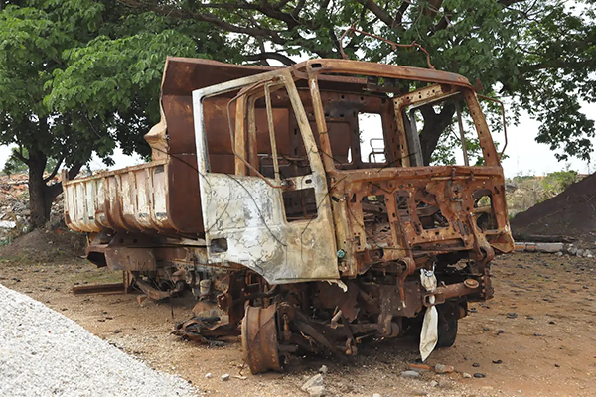 LOTE 044 - SUCATA CAMINHÃO - IVECO ECTECTOR 170E22 -  Arrematante com certidão de DETRAN