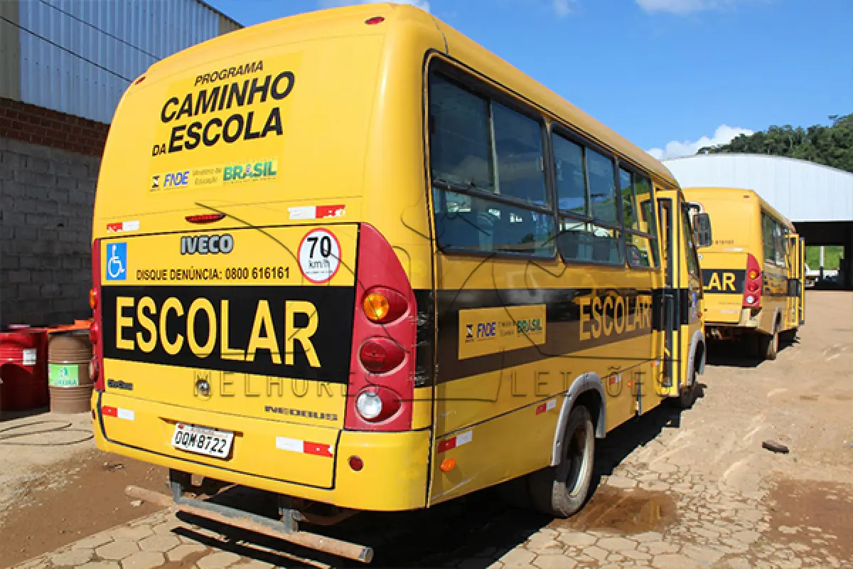 LOTE 008 - ONIBUS IVECOCITYCLASS-PLACA OQM 8722-ANO 2013-2013