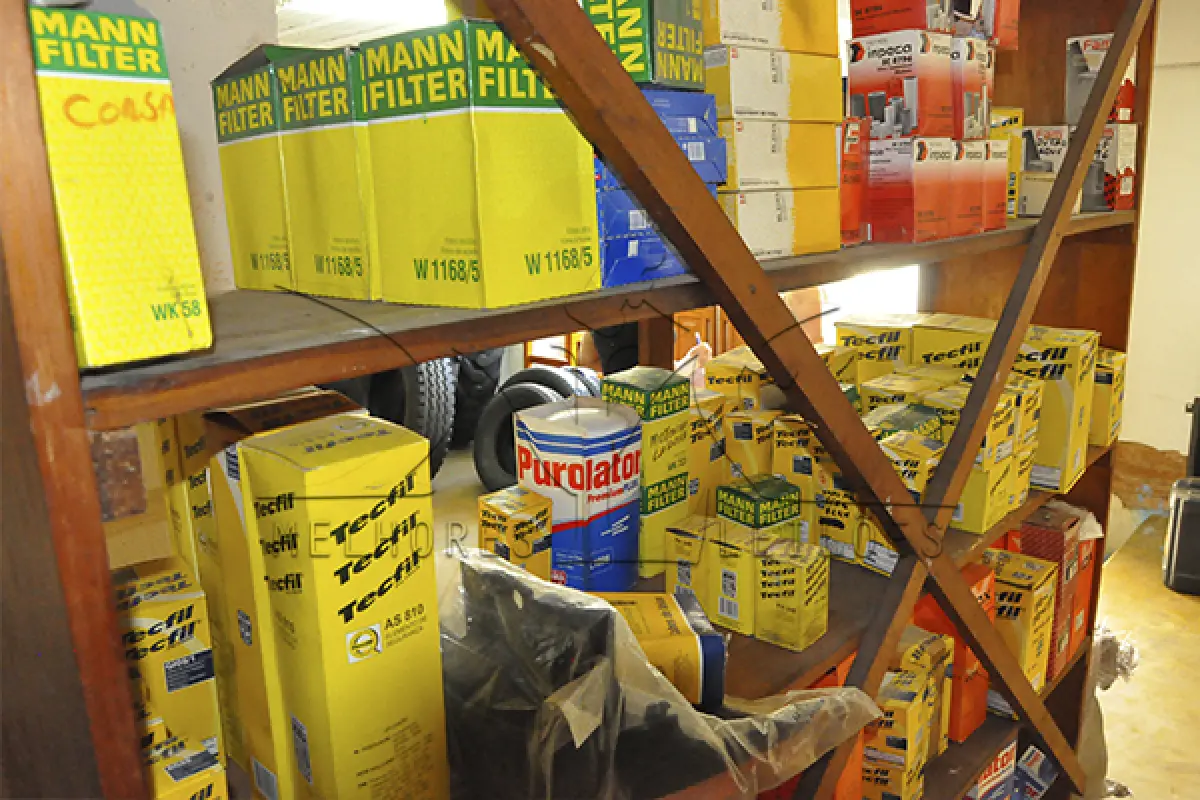 LOTE 012 - MONTANTE - PEÇAS AUTOMOTIVAS