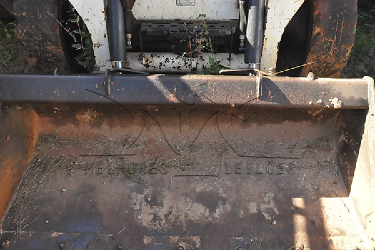 LOTE 008 - BOBCAT S510 ANO 2014