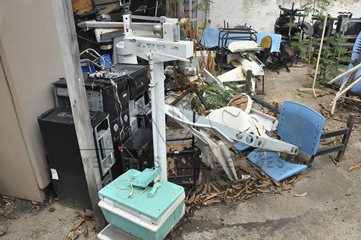 LOTE 046 - SUCATA -  ELETRONICO, INFORMATICA, EQUIPAMENTOS, MOBILIAS E DIVERSOS