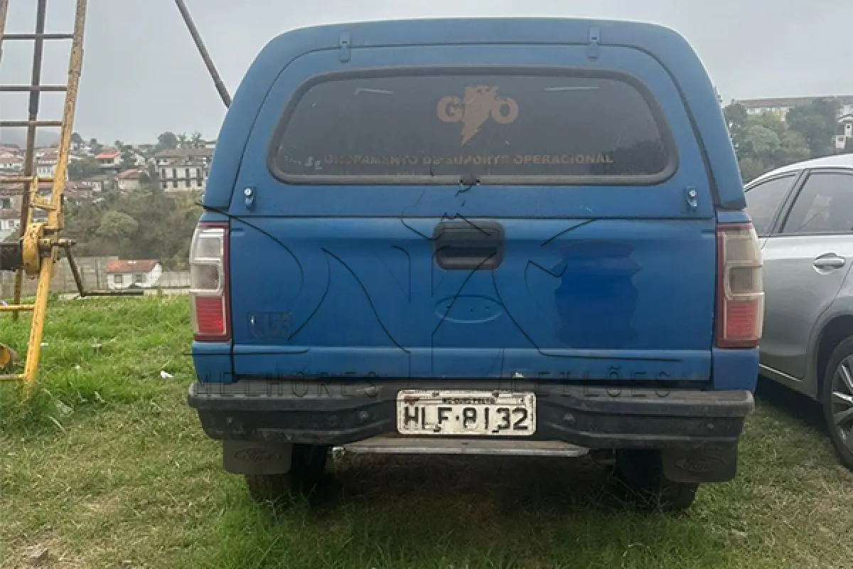 LOTE 003 - I FORD RANGER XL 13P - ANO 2011 2011