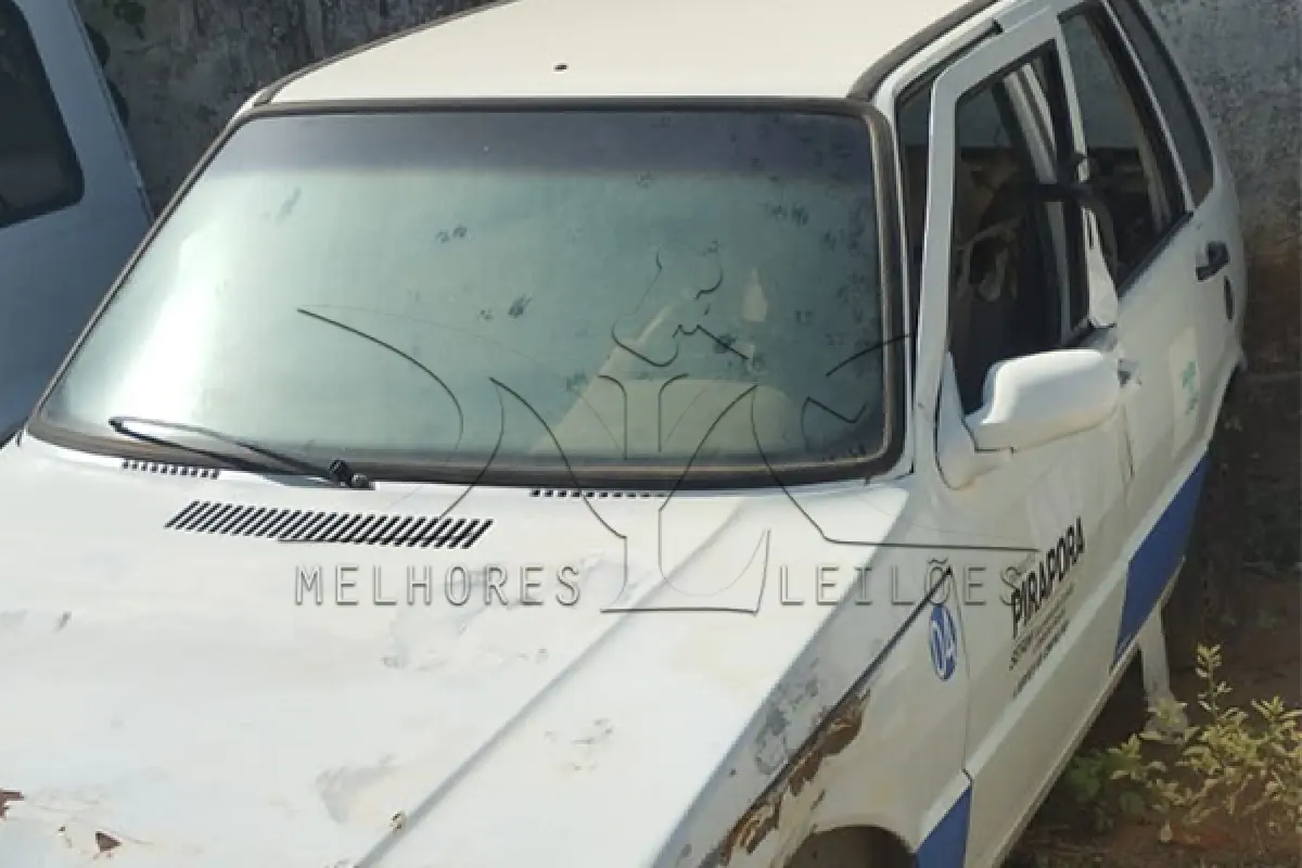 LOTE 040 - FIAT UNO MILLE FIRE FLEX - PLACA HMG-6205 - ANO 2006 2006