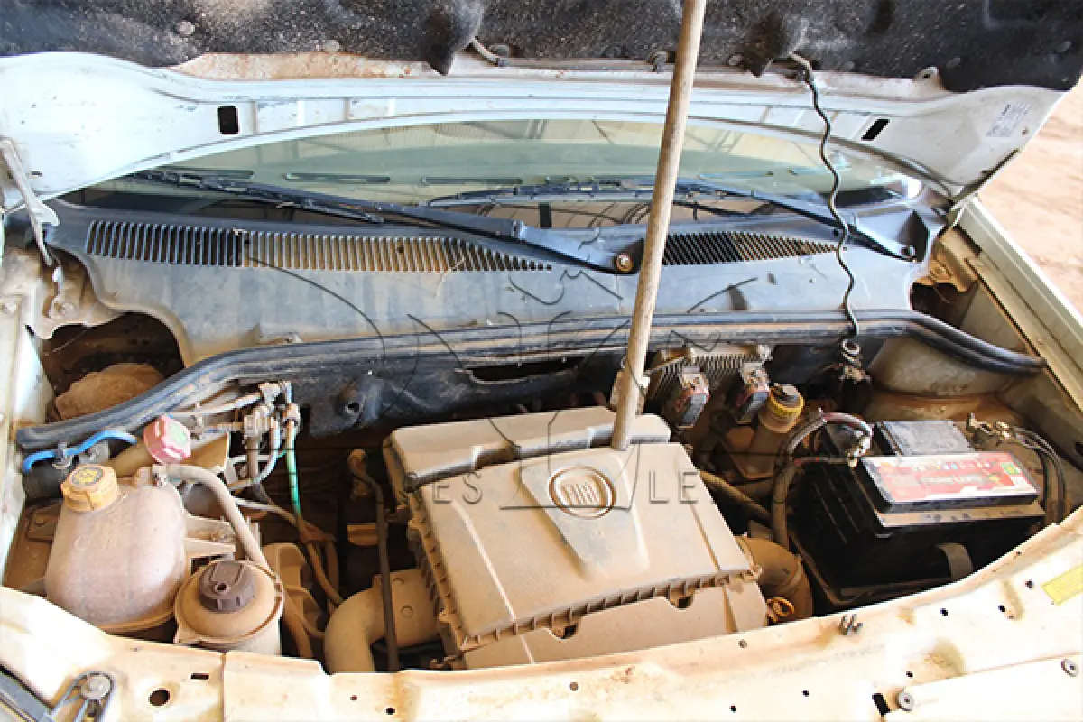 LOTE 005 - FIAT DOBLO ESSECE 1.8 - PLACA OQE-1882 - ANO 2013-2013