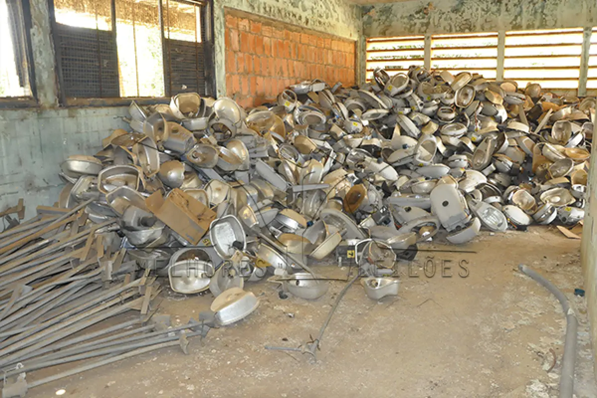 LOTE 048 - SUCATA  - ELÉTRICA