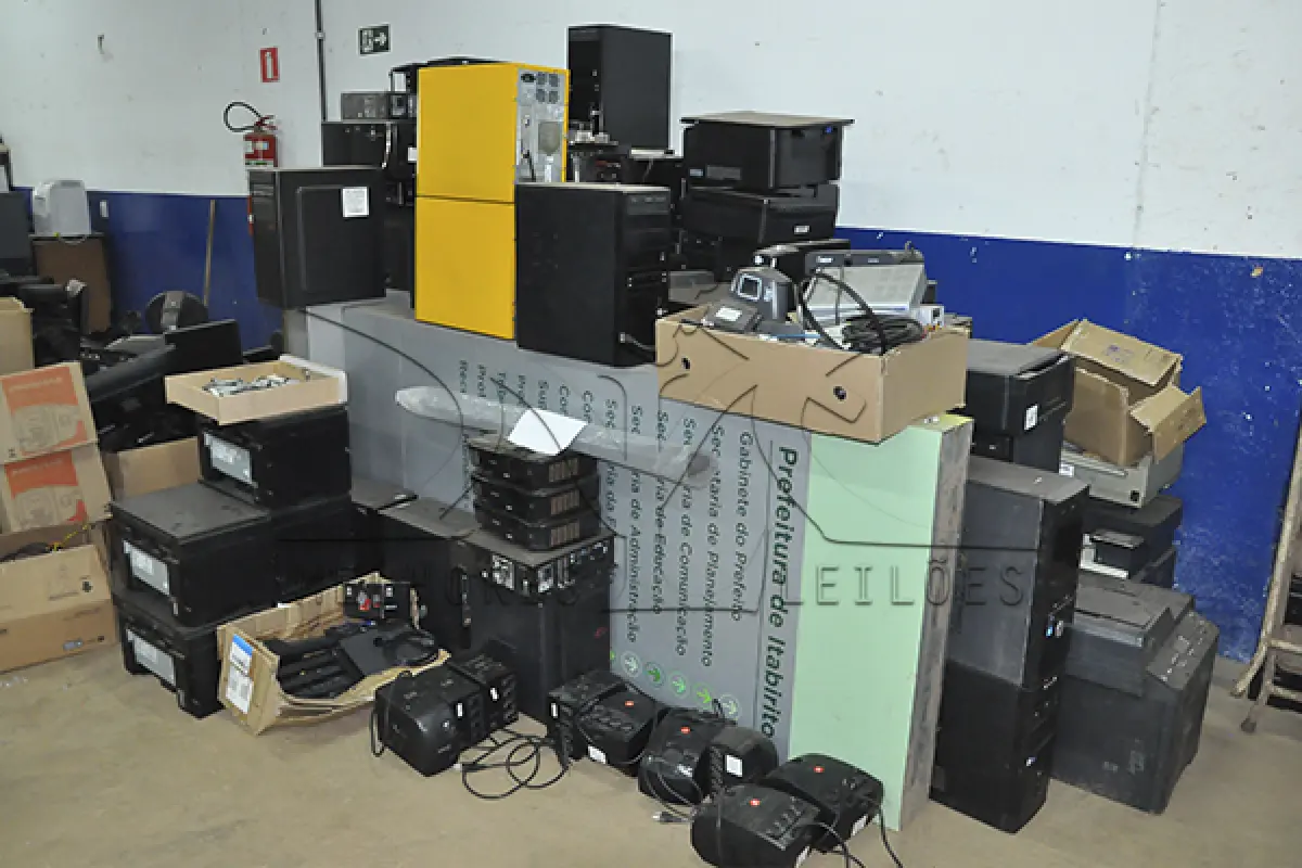 LOTE 013 - ELETRICA, ELETRONICA, NOVOS E SUCATAS