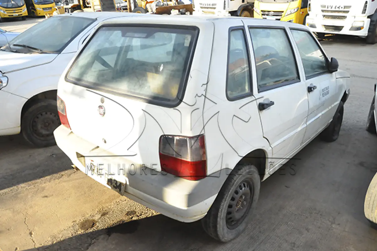 LOTE 004 - FIAT UNO MILLE ECONOMY - ANO 2012 2013 - PLACA GOW-6434