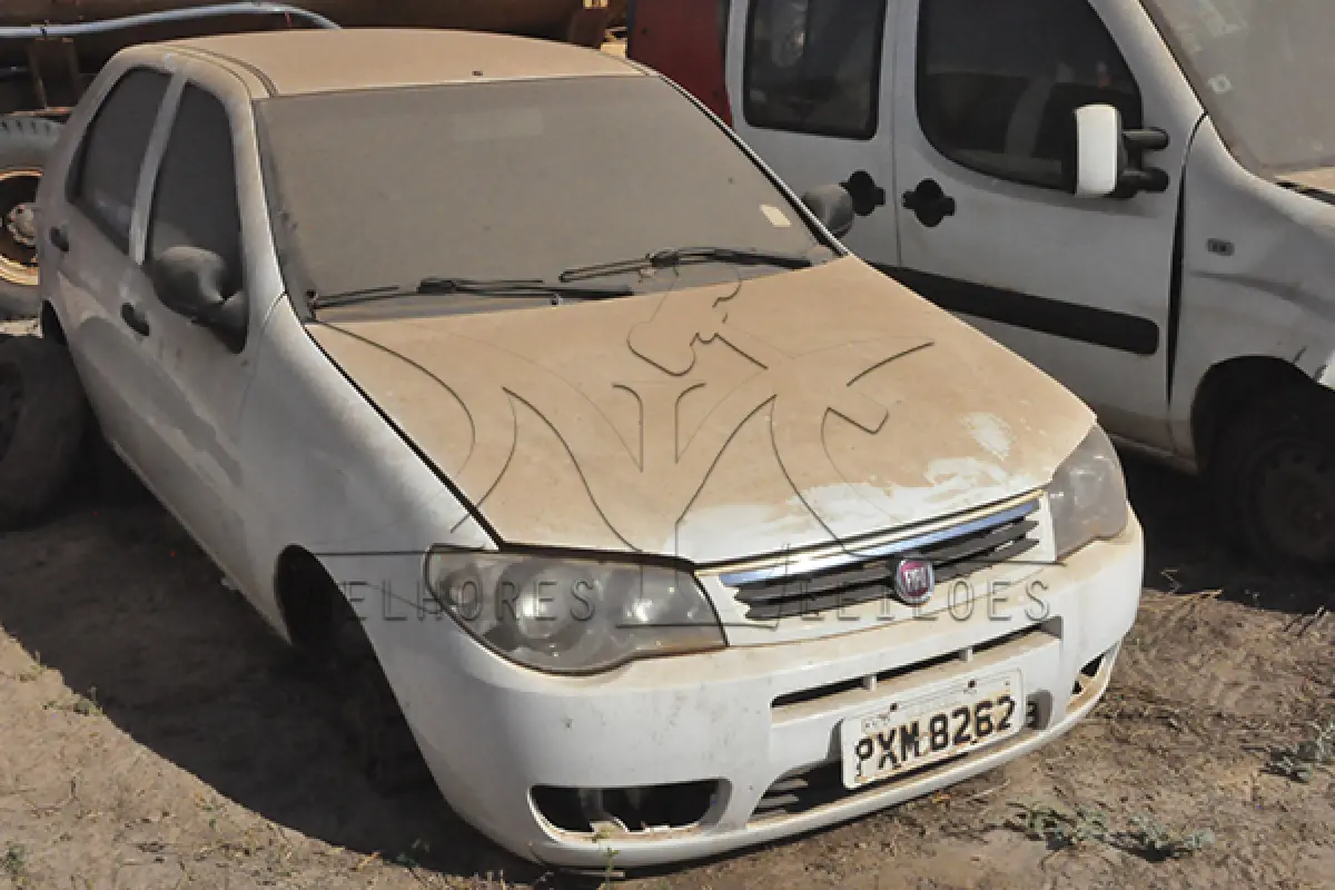 LOTE 004 - FIAT PALIO FIRE - ANO 2016 2016 - PLACA PXM-8262