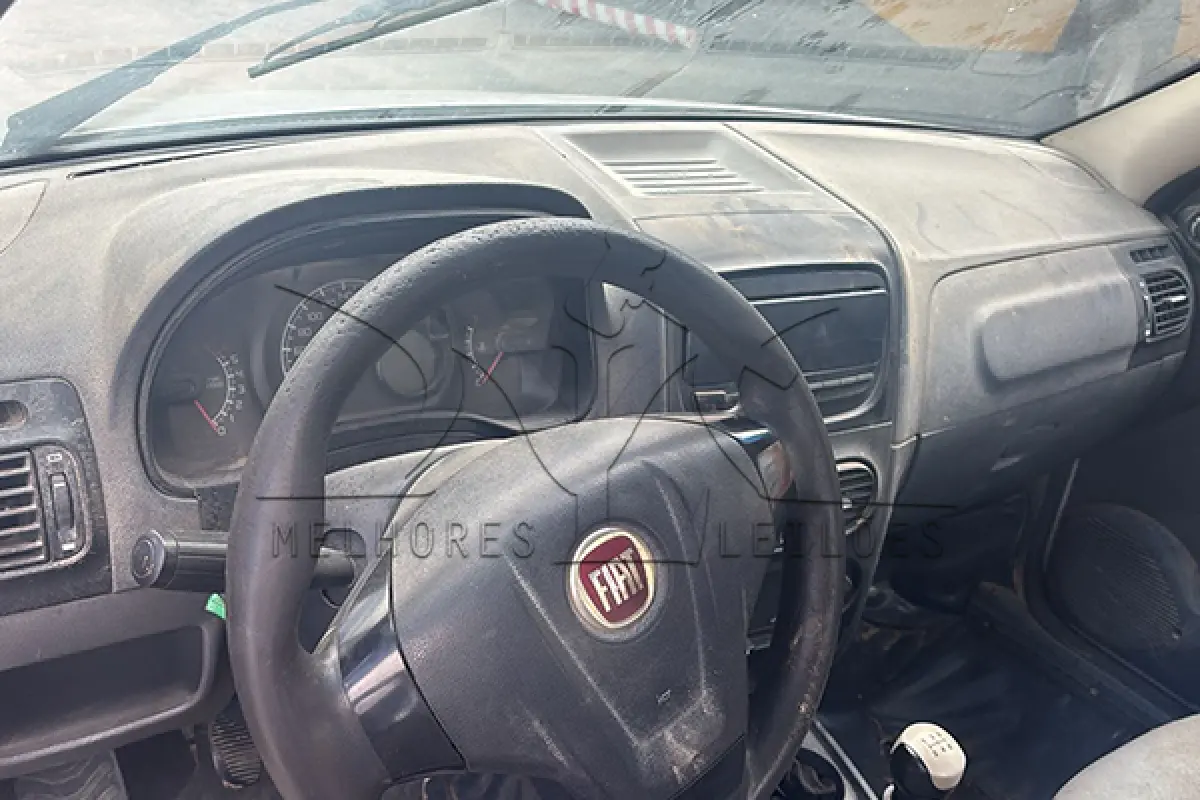 LOTE 006 - FIAT STRADA WORKING - PLACA OQH0557- ANO 2013 2013