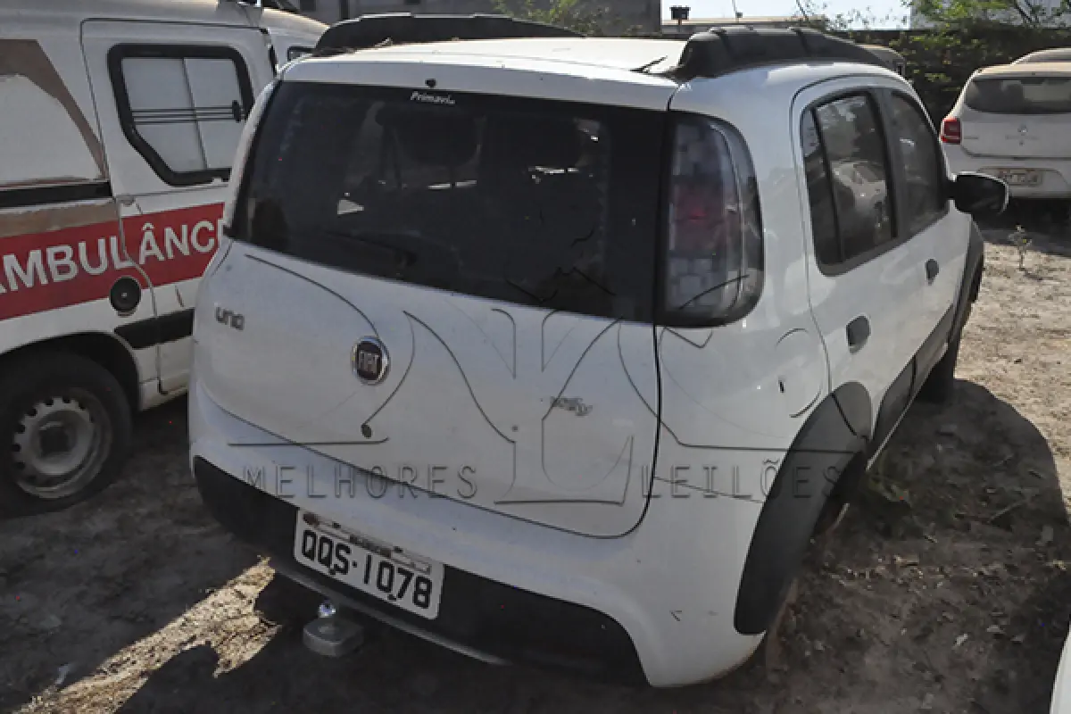 LOTE 017 - FIAT UNO WAY 1.0 E - ANO 2018 2019 - PLACA QQS-1078