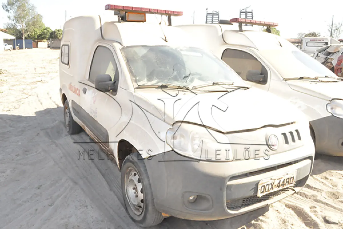 LOTE 026 - FIAT FIORINO ATENA AMB - ANO 2018 2019 - PLACA QOX-4480