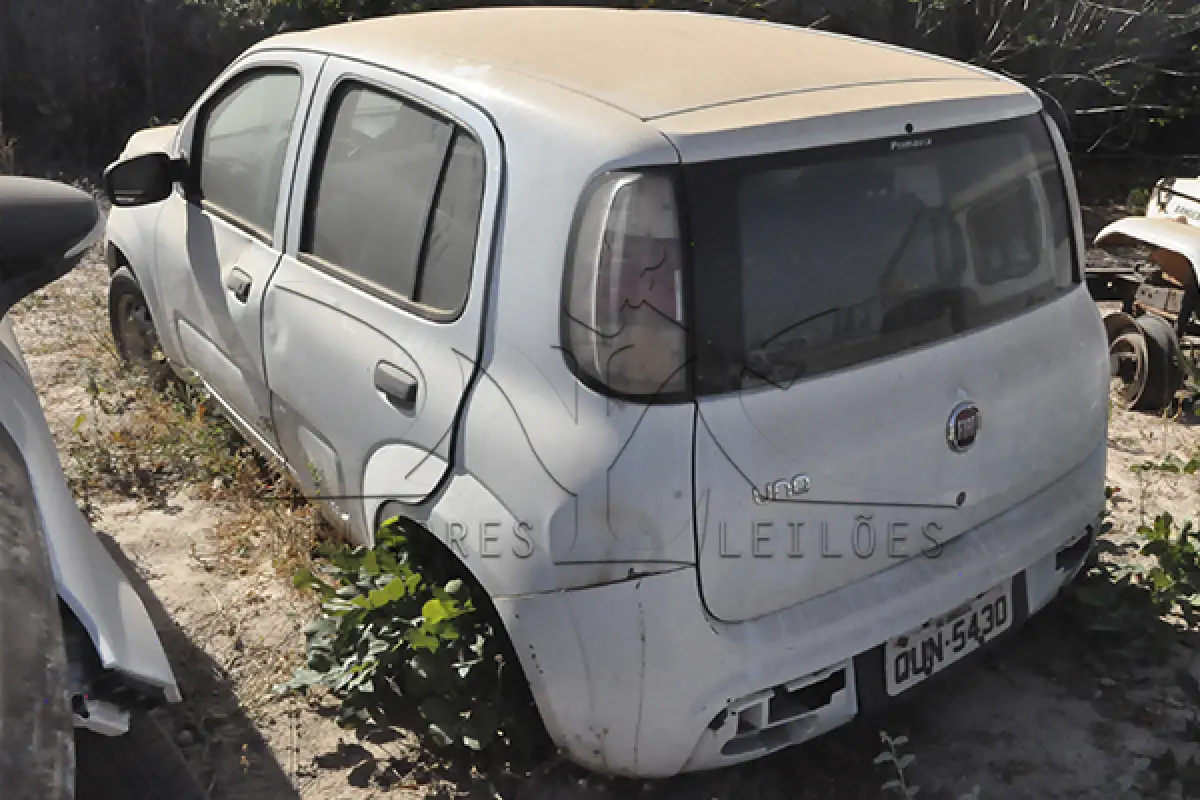 LOTE 009 - FIAT UNO ATTRACTIVE 1.0 - ANO 2019 2020 - PLACA QUN-5430