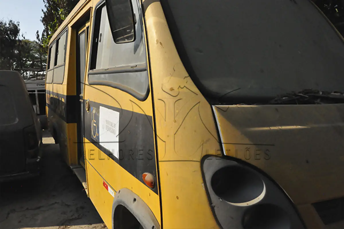 LOTE 024 - IVECO CITYCLASS 70C17 - ANO 2014 2014 - PLACA PVK-6735