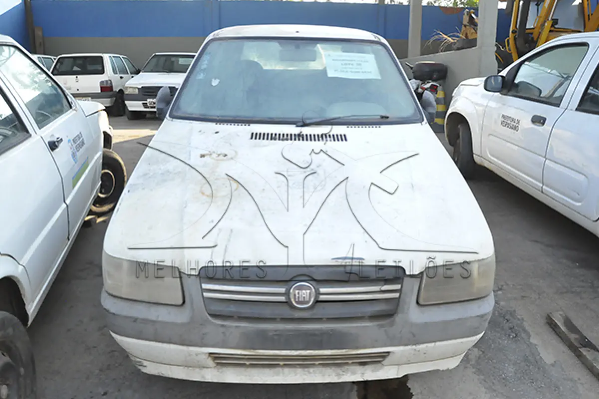 LOTE 004 - FIAT UNO MILLE ECONOMY - ANO 2012 2013 - PLACA GOW-6434