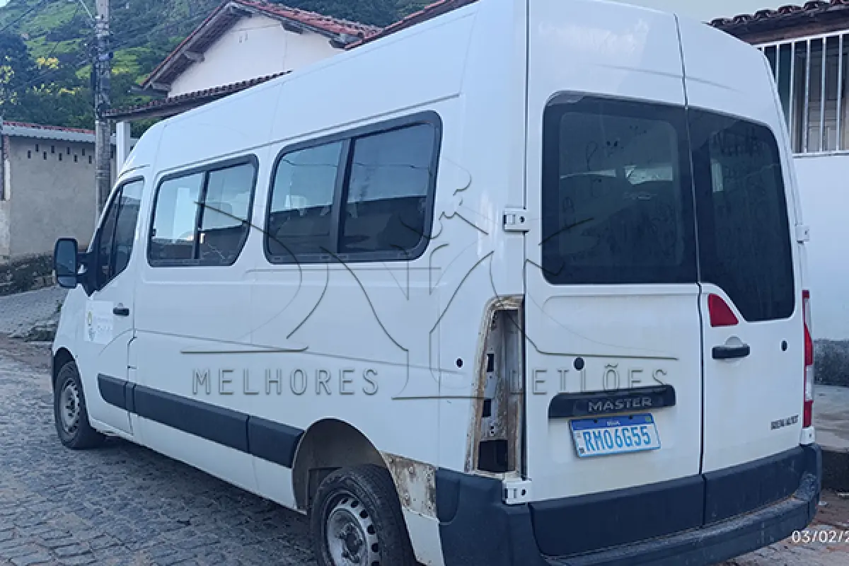 LOTE 011 - RENAULT MASTER MARIM PAS - ANO 2020 2021
