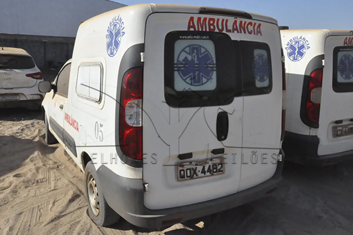 LOTE 025 - FIAT FIORINO ATENA AMB - ANO 2018 2019 - PLACA QOX-4482