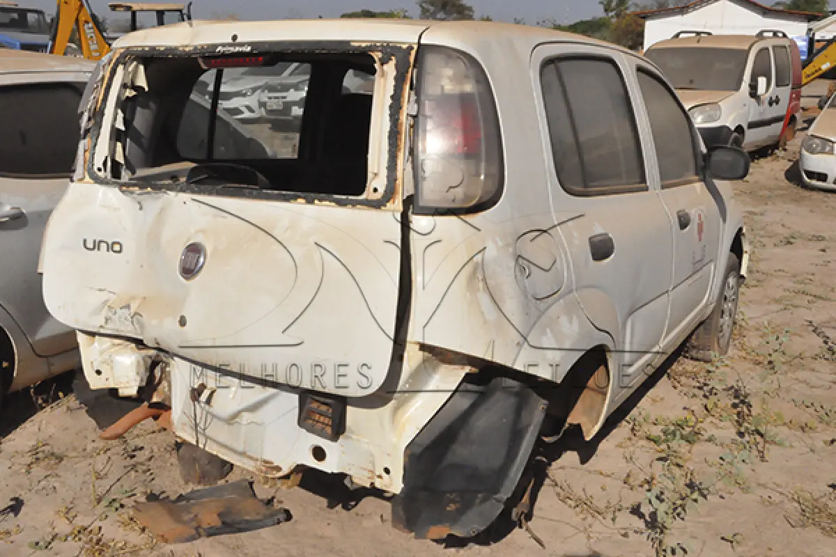 LOTE 007 - FIAT UNO ATTRACTIVE 1.0 - ANO 2019 2020 - PLACA QUN-5B52