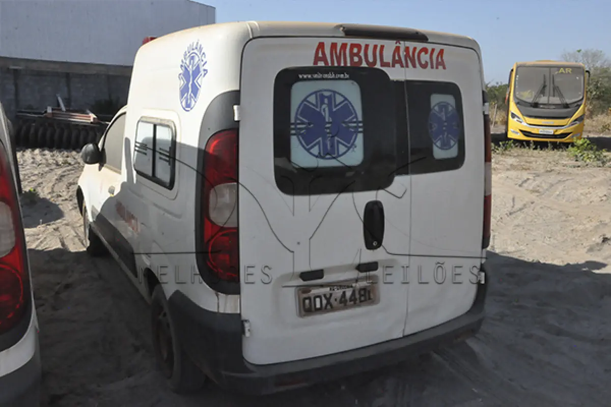 LOTE 026 - FIAT FIORINO ATENA AMB - ANO 2018 2019 - PLACA QOX-4480