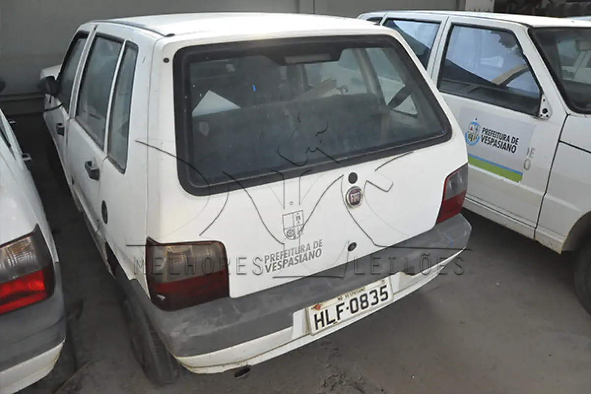 LOTE 005 - FIAT UNO MILLE ECONOMY - ANO 2009 2010 - PLACA HLF-0835