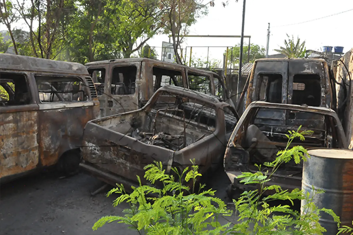 LOTE 026 - SUCATAS 12 VEICULOS - CERTIDÃO DE BAIXA DETRAN