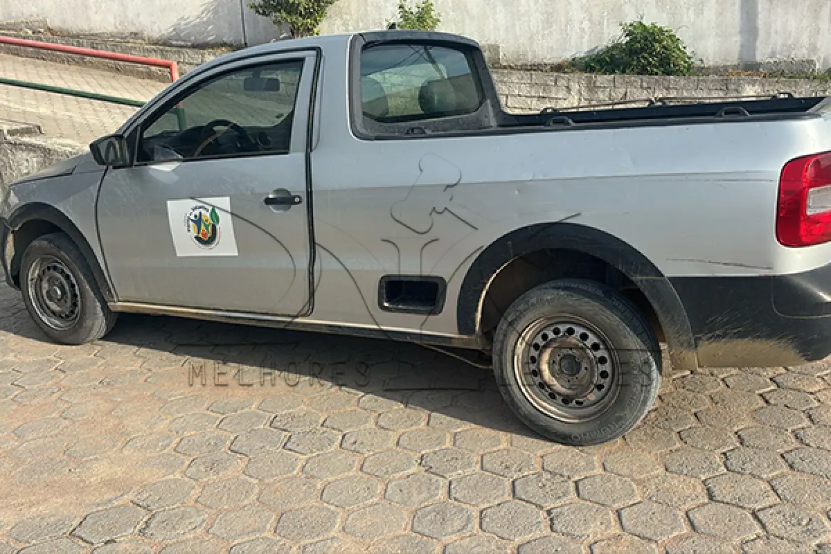 LOTE 009 - VW SAVEIRO CS ST ME- PLACA PXS5857 - ANO 2016 2016