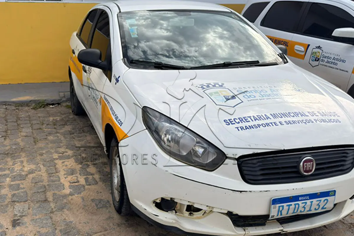 LOTE 004 - FIAT SIENA 1.4 - PLACA RTD3I32 - ANO 2021 2021