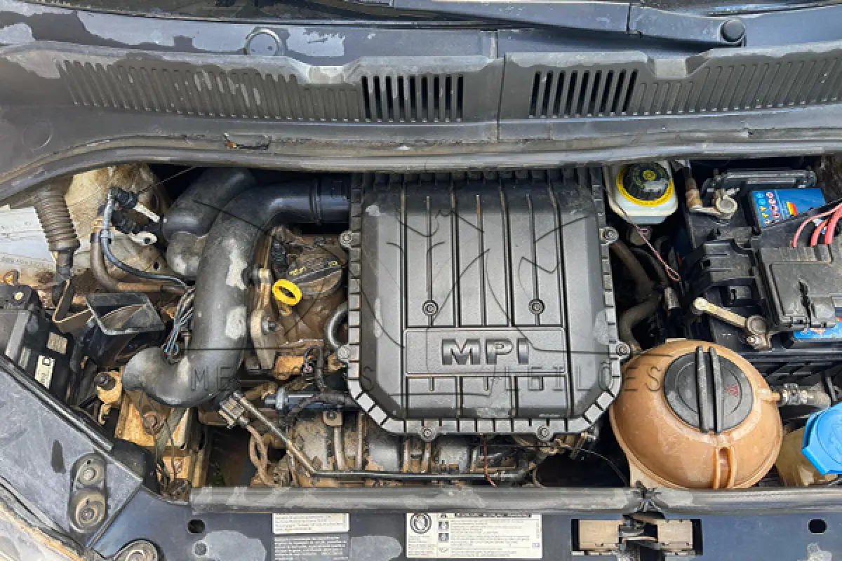 LOTE 005 - VW UP TAKE MA - PLACA PUS5341 - ANO 2014 2015