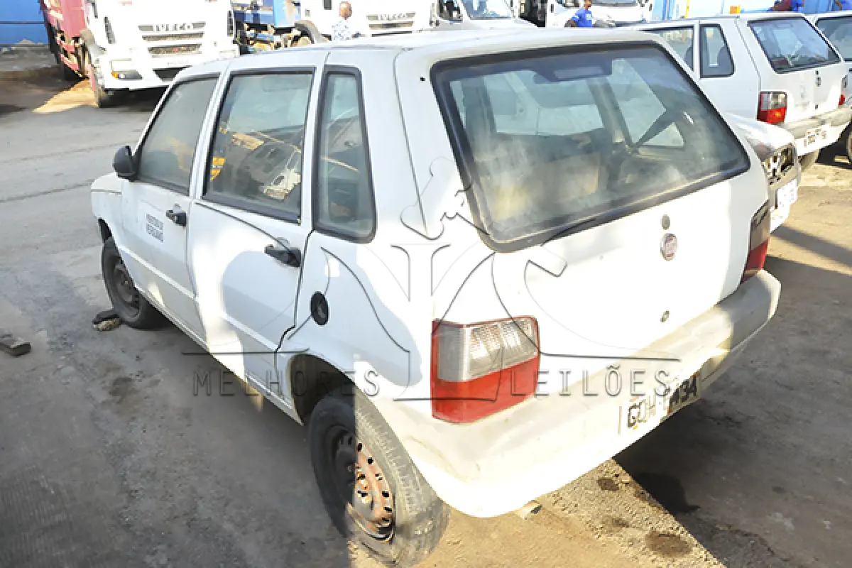 LOTE 004 - FIAT UNO MILLE ECONOMY - ANO 2012 2013 - PLACA GOW-6434