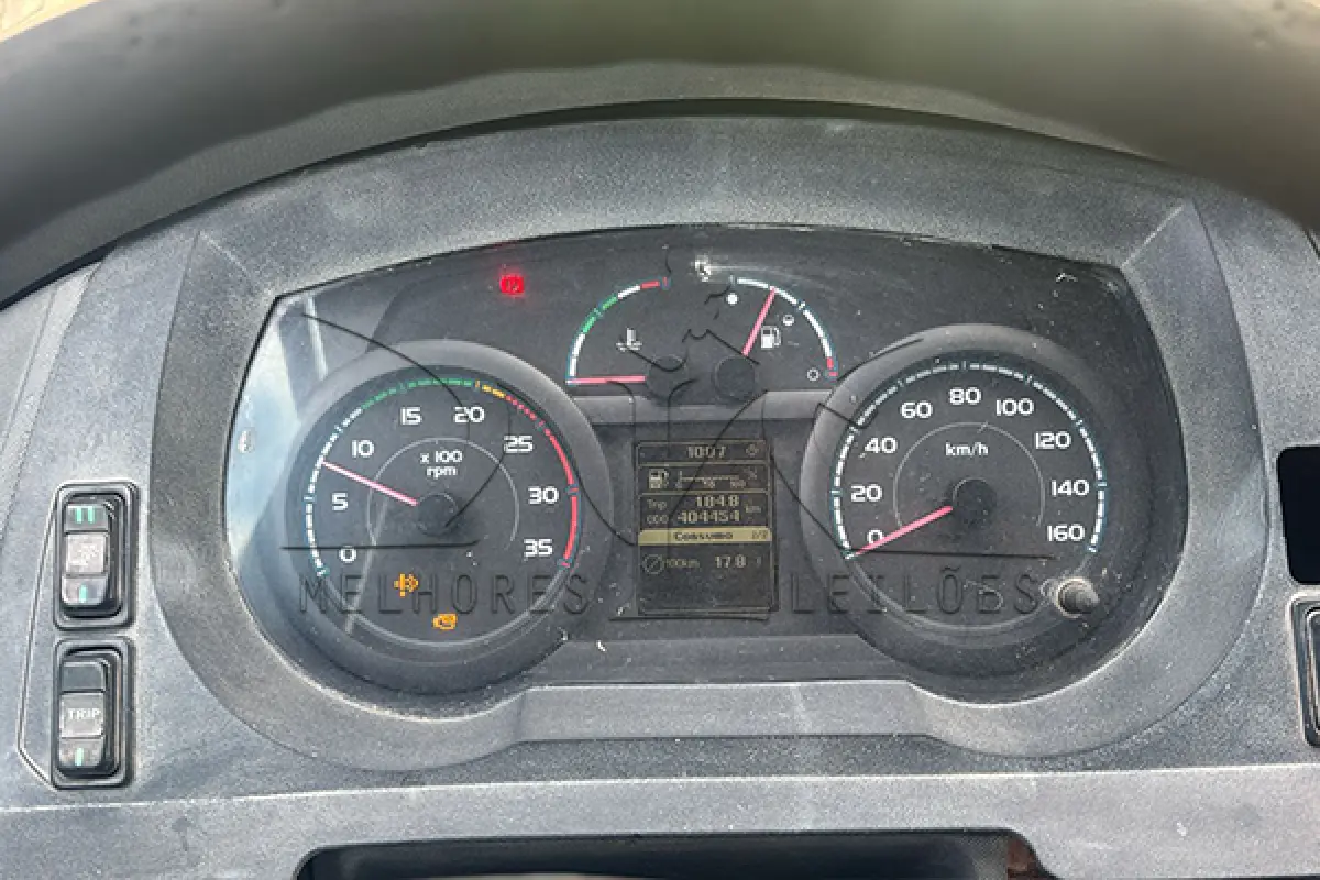 LOTE 015 - MARCOPOLO VOLARE W9 ON - PLACA PUS1176 - ANO 2014 2014