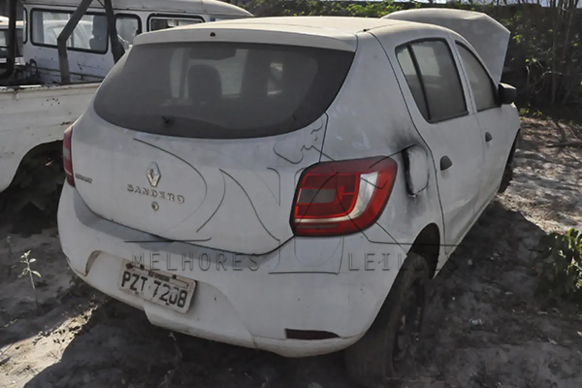 LOTE 010 - RENAULT SANDERO AUTH 10 - ANO 2017 2018 - PLACA PZT-7208